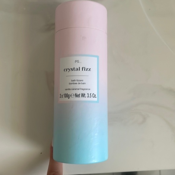 Crystal Fizz Bath Bombs - Picture 1 of 3